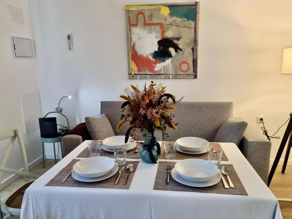 Apartamentos Rg Hospital Valme Sevilla Bagian luar foto