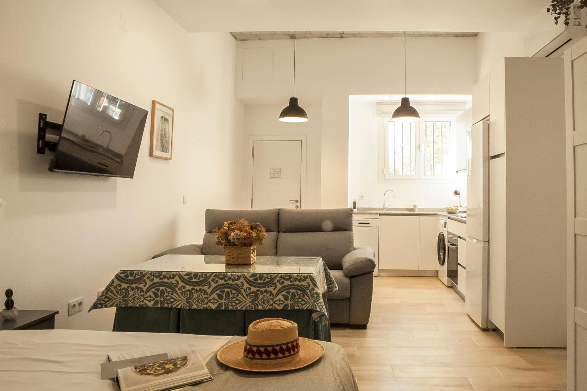 Apartamentos Rg Hospital Valme Sevilla Bagian luar foto