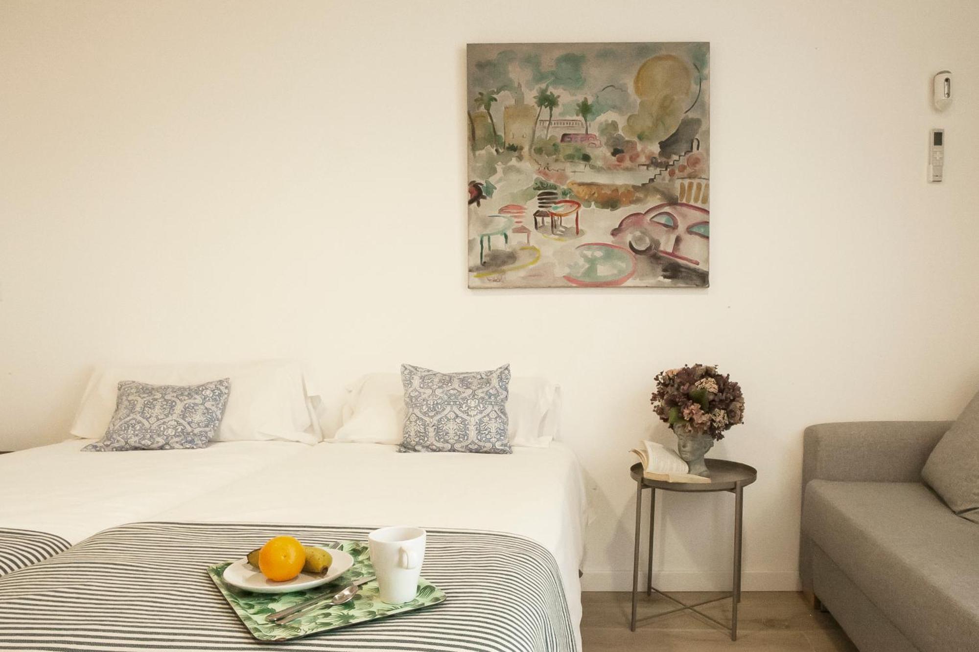 Apartamentos Rg Hospital Valme Sevilla Bagian luar foto